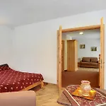 Magnat Hotel *